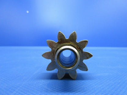 Lycoming Oil Pump Shaft & Gear P/N 61174 (0224-1674)