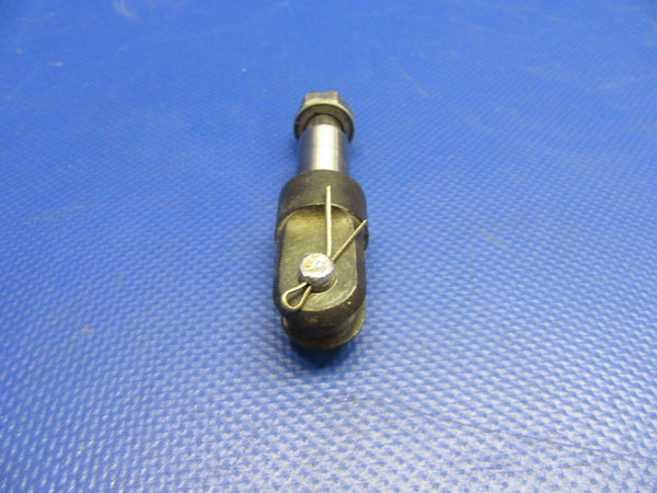 Cessna Cardinal 177RG Steering Collar Spindle Bolt P/N 2043024-1 (0621-448)