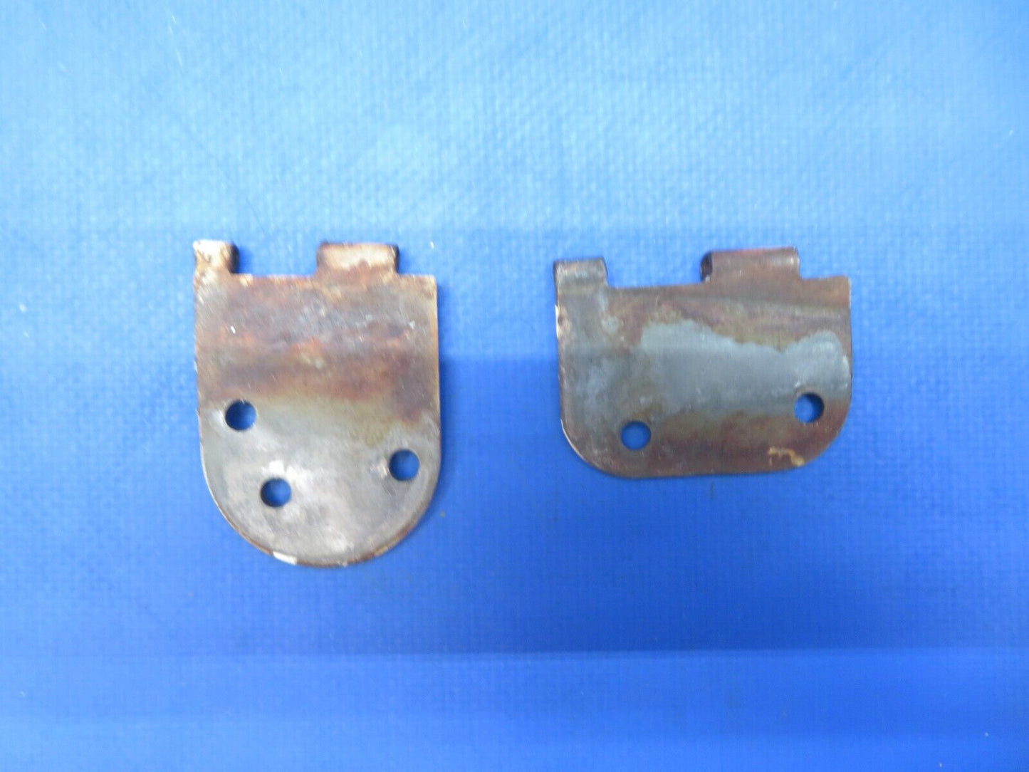 Cessna 172I RH Cabin Door Hinge Half Outer, Upper & LWR 0511237-2 (0923-631)