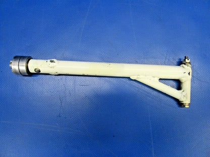 Bellanca 17-30A Super Viking Actuating Arm Aileron RH 195347R/H (0819-306)