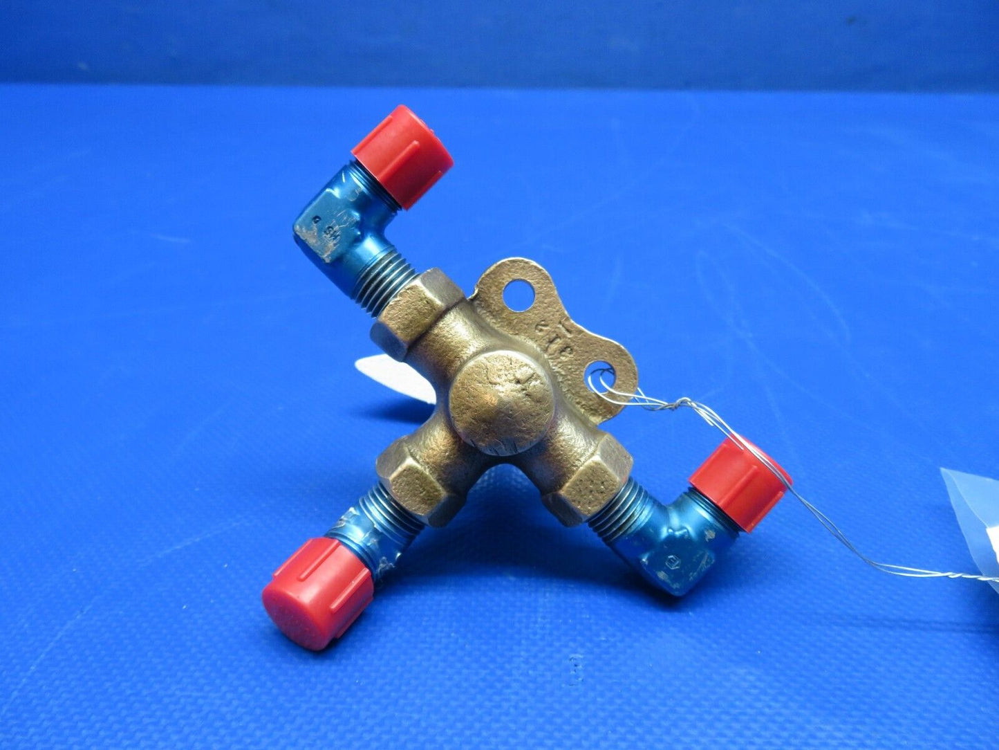 Grumman Yankee Trainer / TR-2 AA-1B Fuel Valve Assy P/N 40114-1 OH (0224-1447)
