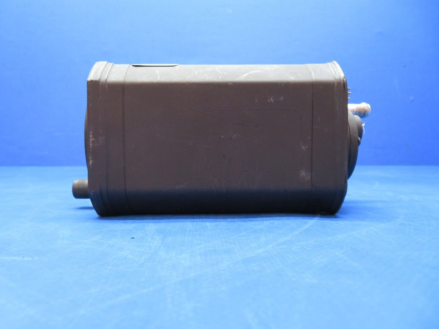 Mitchell Attitude Gyro P/N 700-2CF CORE (0823-303)