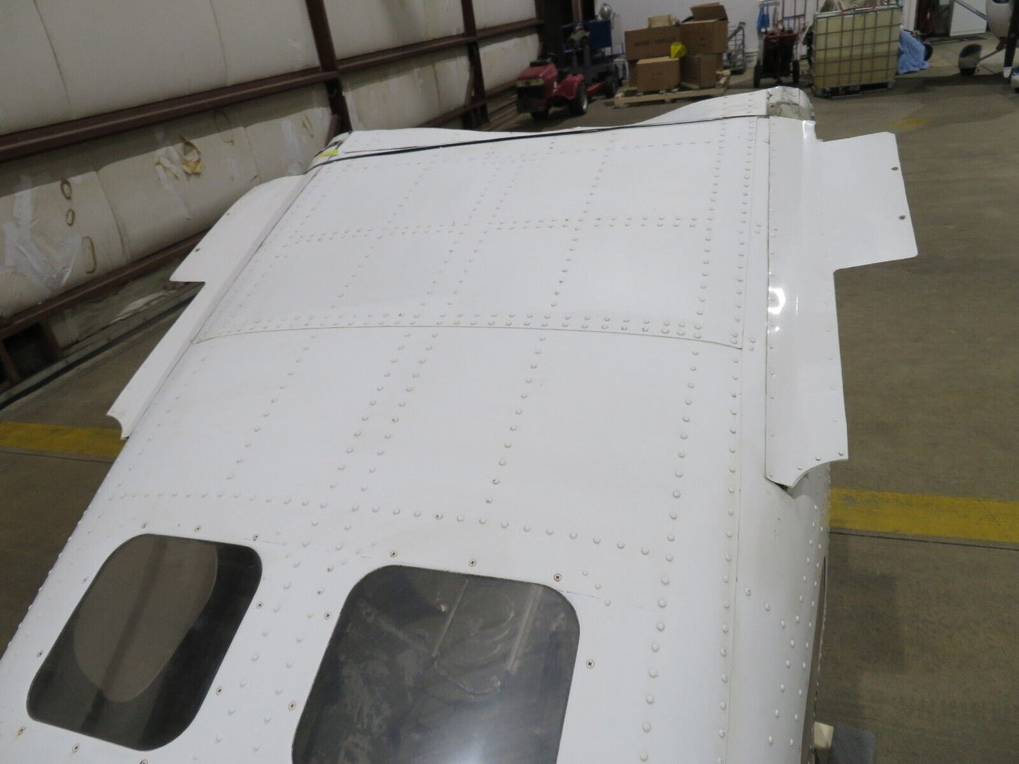 1979 Cessna P210N Aft Cabin / Empennage S/N 00212 No Carry Thru Spar (0521-102)