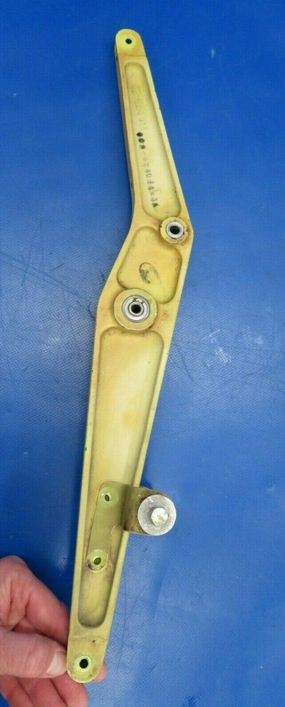 Beech Baron E-55 Bellcrank Elevator 95-524011-1 ALT P/N 002-524024-31 (0120-44)