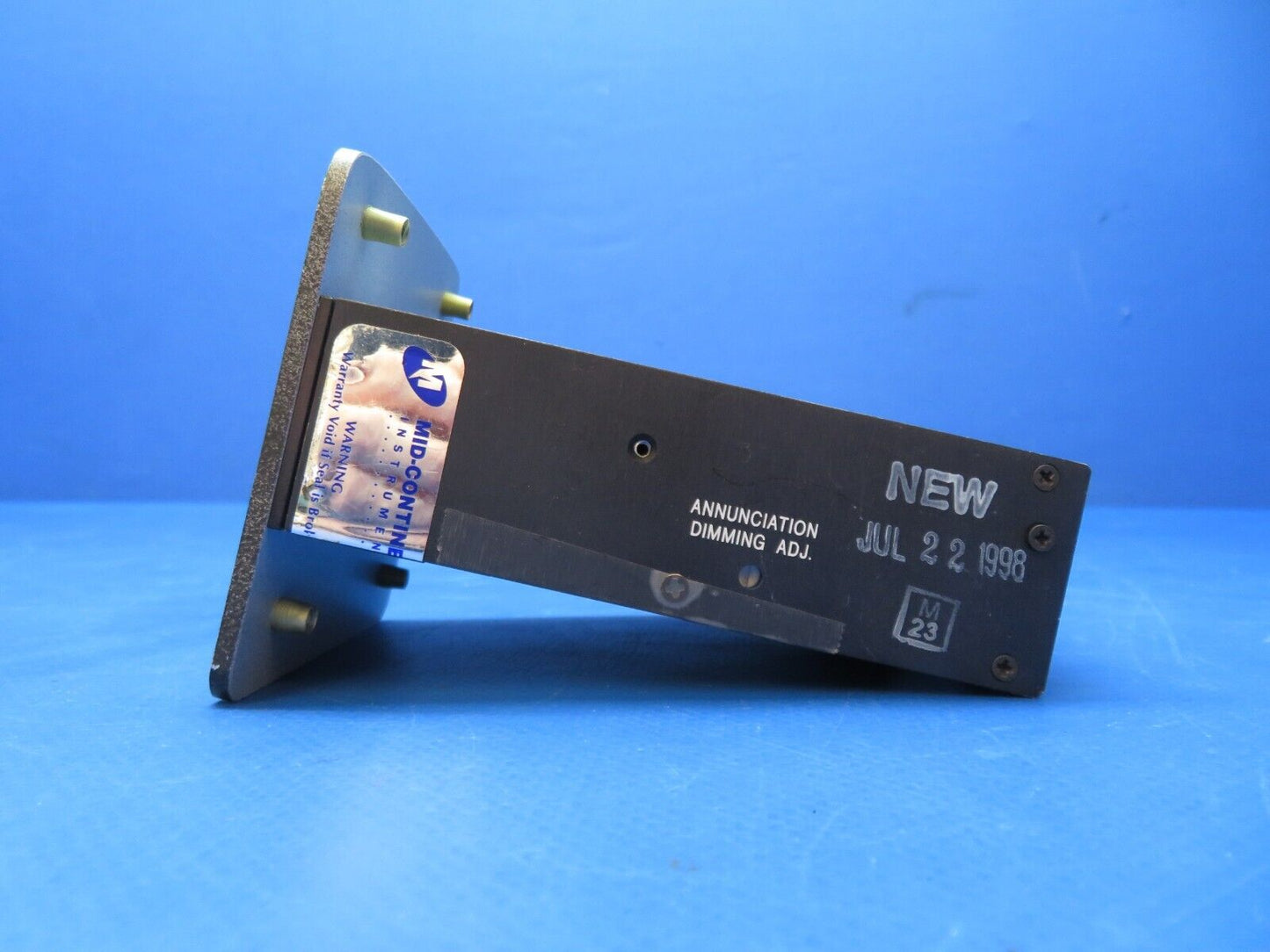 Mid-Continent Instruments GPS Annunciation Control Unit P/N MD41-724 (0623-415)