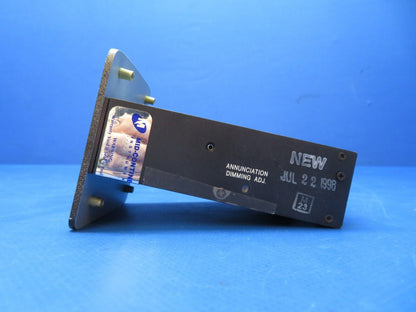 Mid-Continent Instruments GPS Annunciation Control Unit P/N MD41-724 (0623-415)