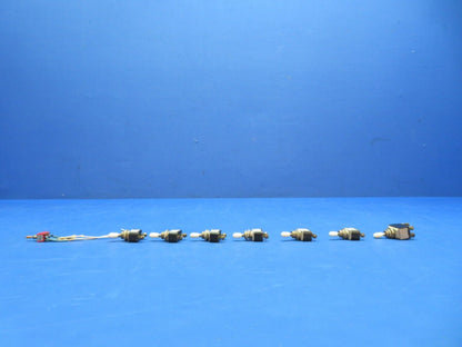 Cessna 310 / 310Q Cutler Hammer Toggle Switch P/N AN3021-2 LOT OF 8 (0923-318)