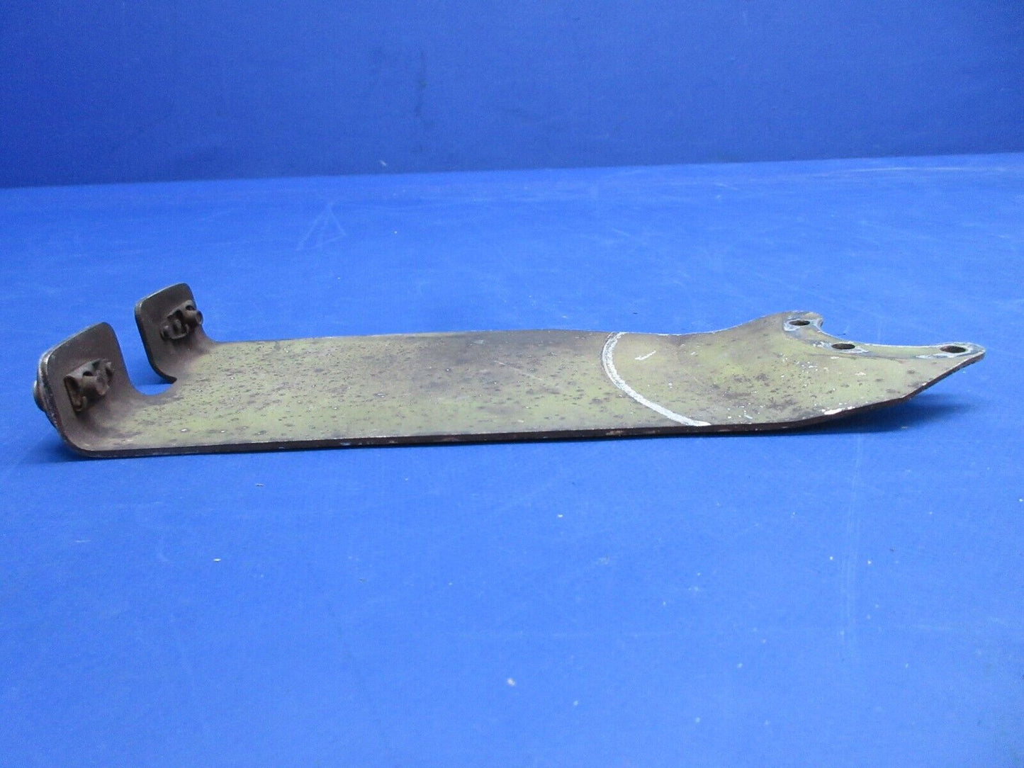 Piper PA-28-236 Dakota RH Wheel Fairing Bracket P/N 37880-03 (0623-260)