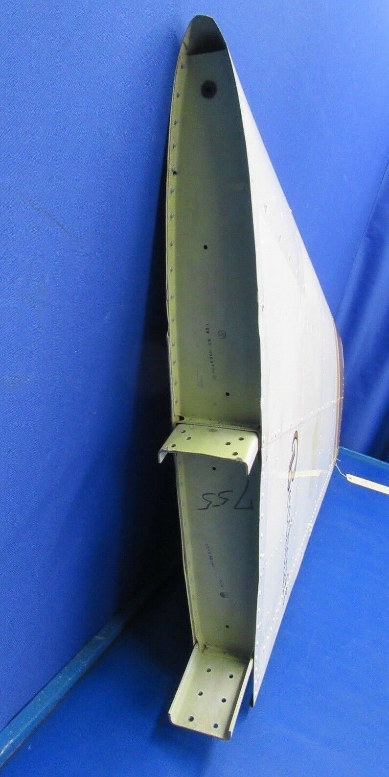 Beech Debonair Vertical Stabilizer P/N 33-640000-611 (0918-326)