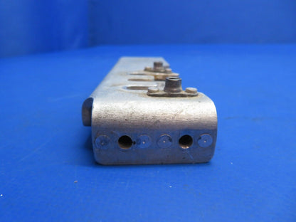 Piper PA-28-180 Cherokee Bracket Assy Engine Controls P/N 67224-00 (0323-752)