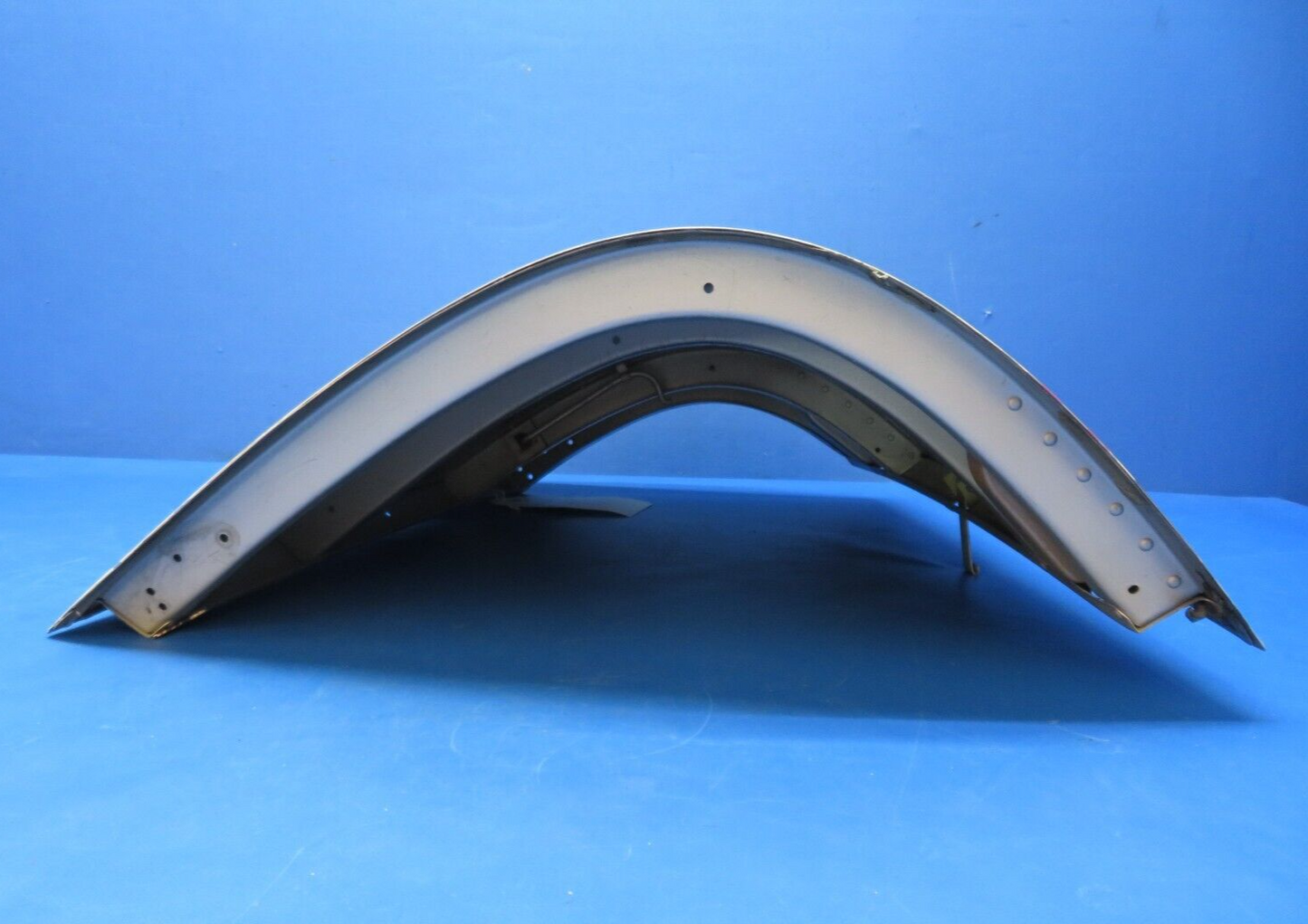 Beech 95-B55 Nose Baggage Compartment Door w/ Key  P/N 002-410055-3 (0523-1022)