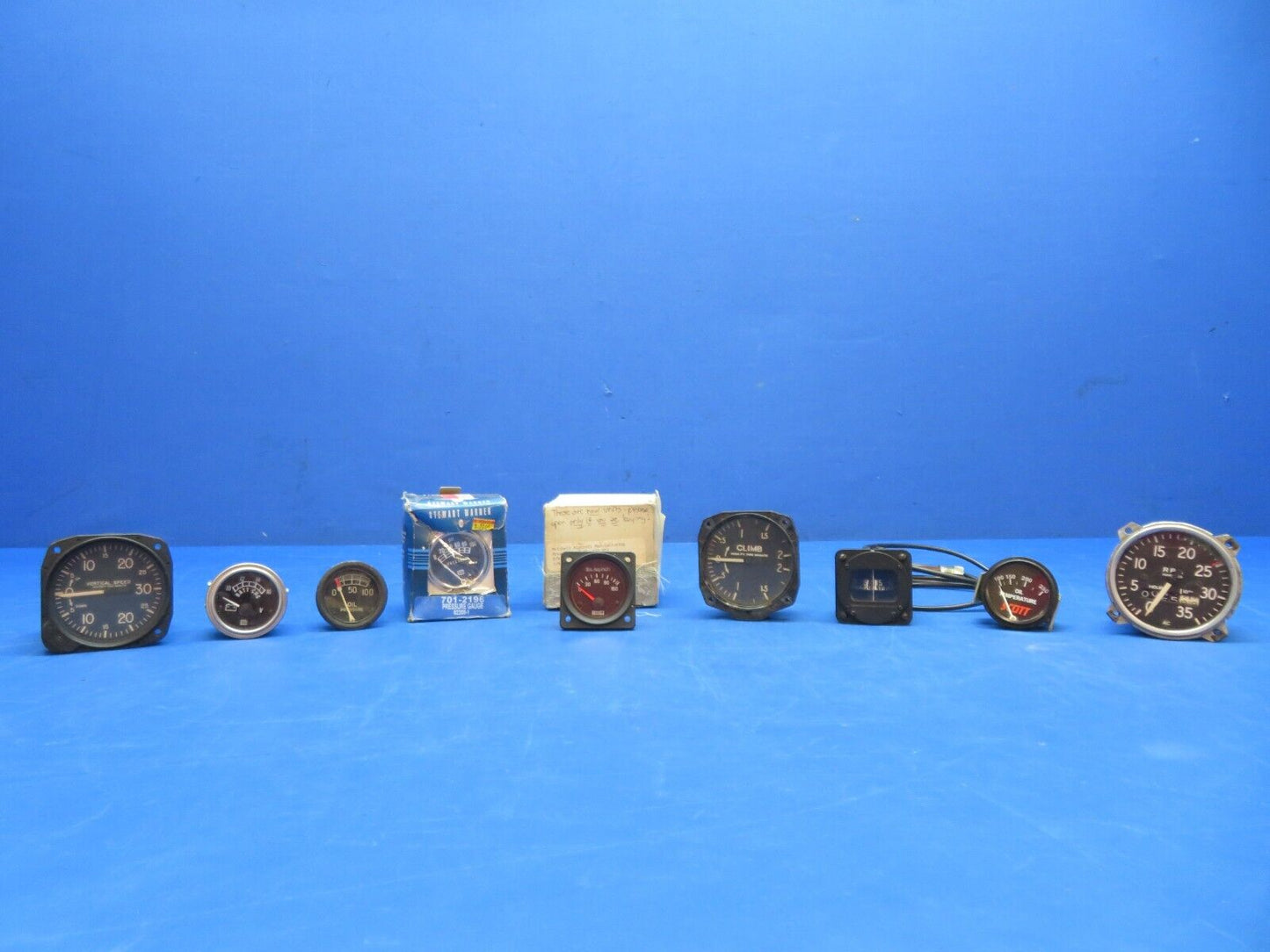 Aircraft Instruments Man Cave / Decoration LOT OF 9 (0923-481)