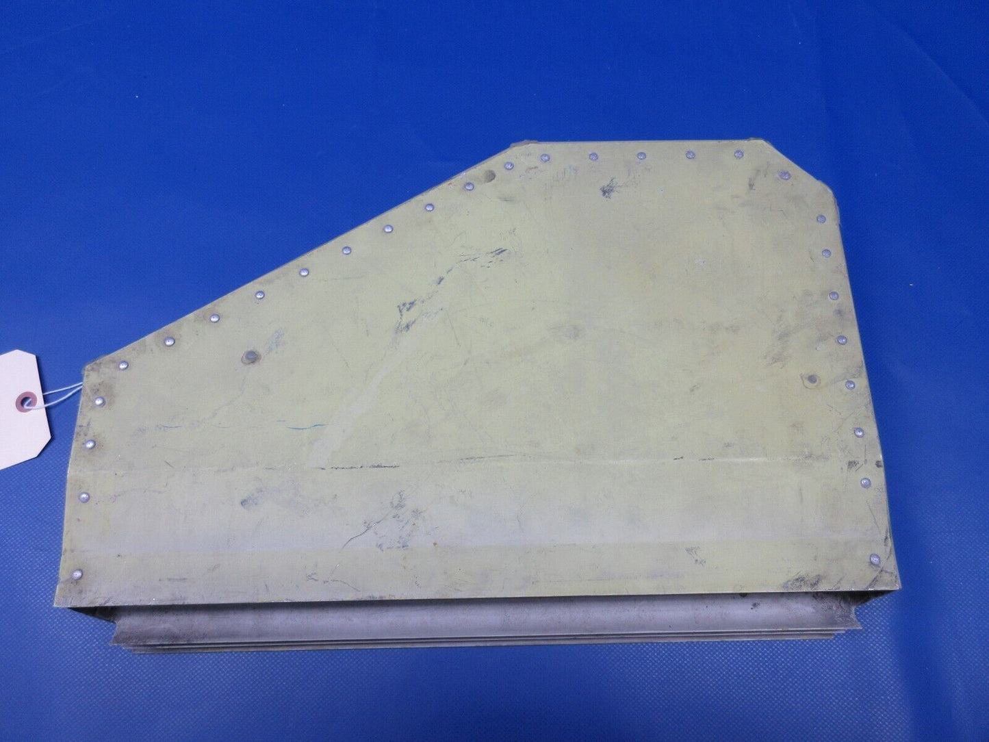 Beech 1900C Exhaust Duct Assembly P/N 114-550120-1 (0224-1606)