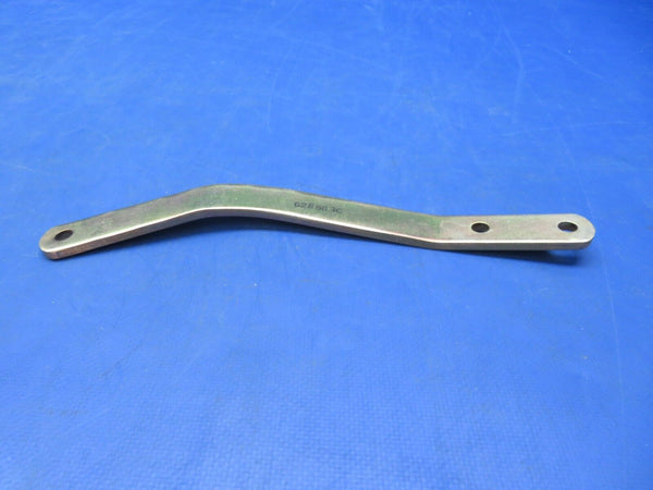 Continental 470 Generator Lower Bracket CAD Plated P/N 628583C NOS (0923-716)
