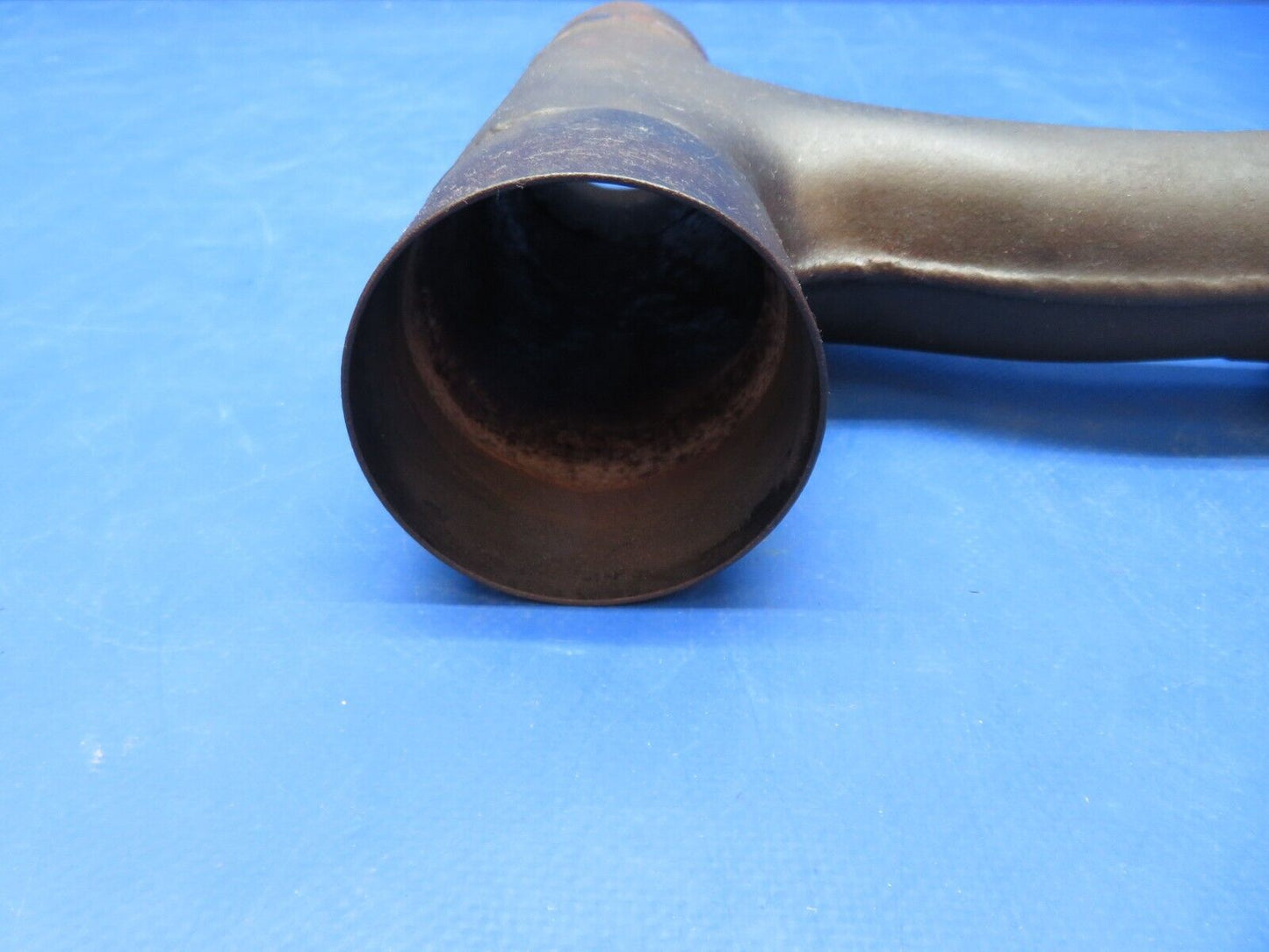 Cessna 310 / 310I Center Riser LH Exhaust Assy P/N 0850600-154 (0923-747)