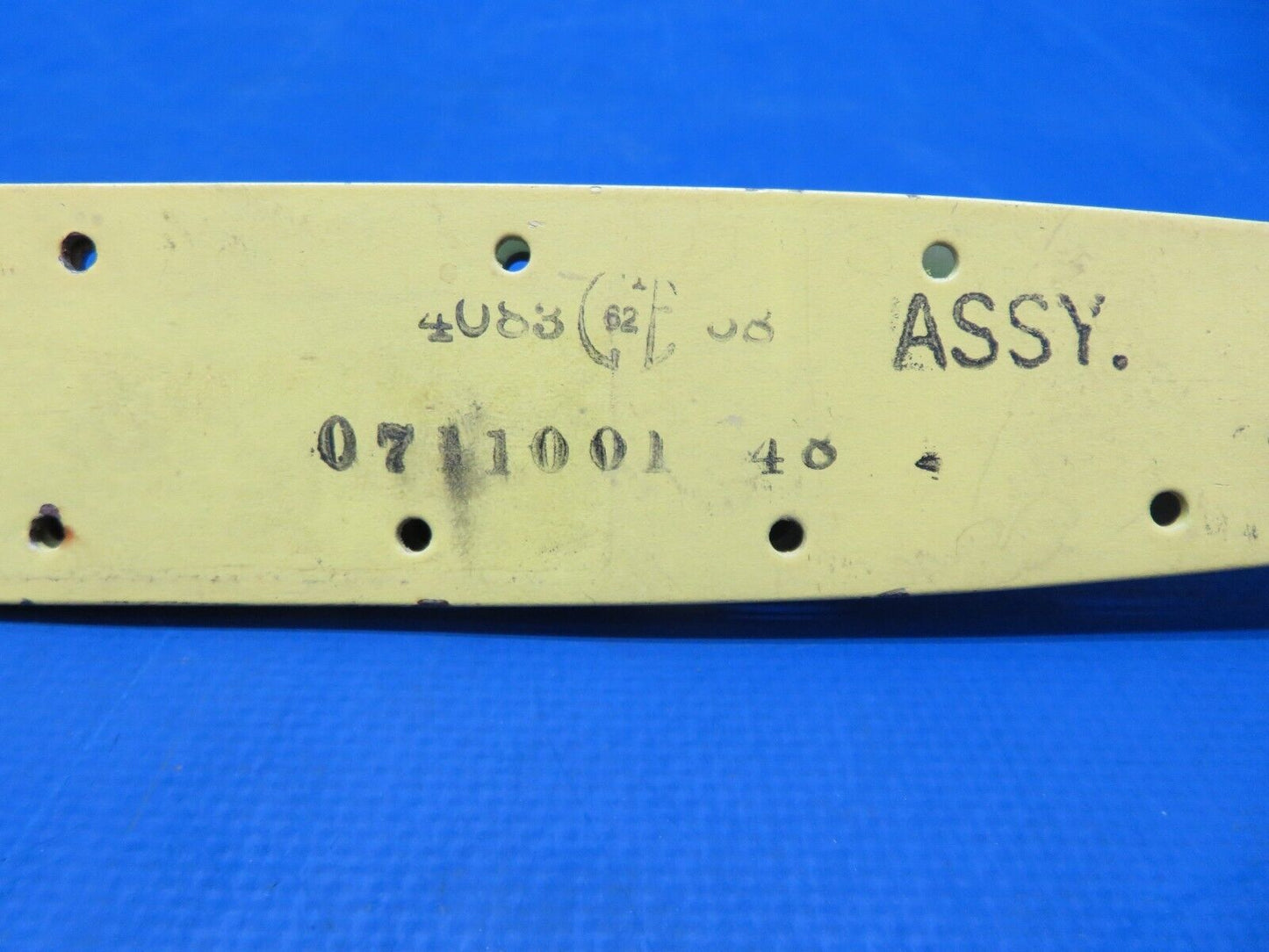 Cessna Cabin Door AFT Hinge P/N 0711001-12 NOS (1122-632)