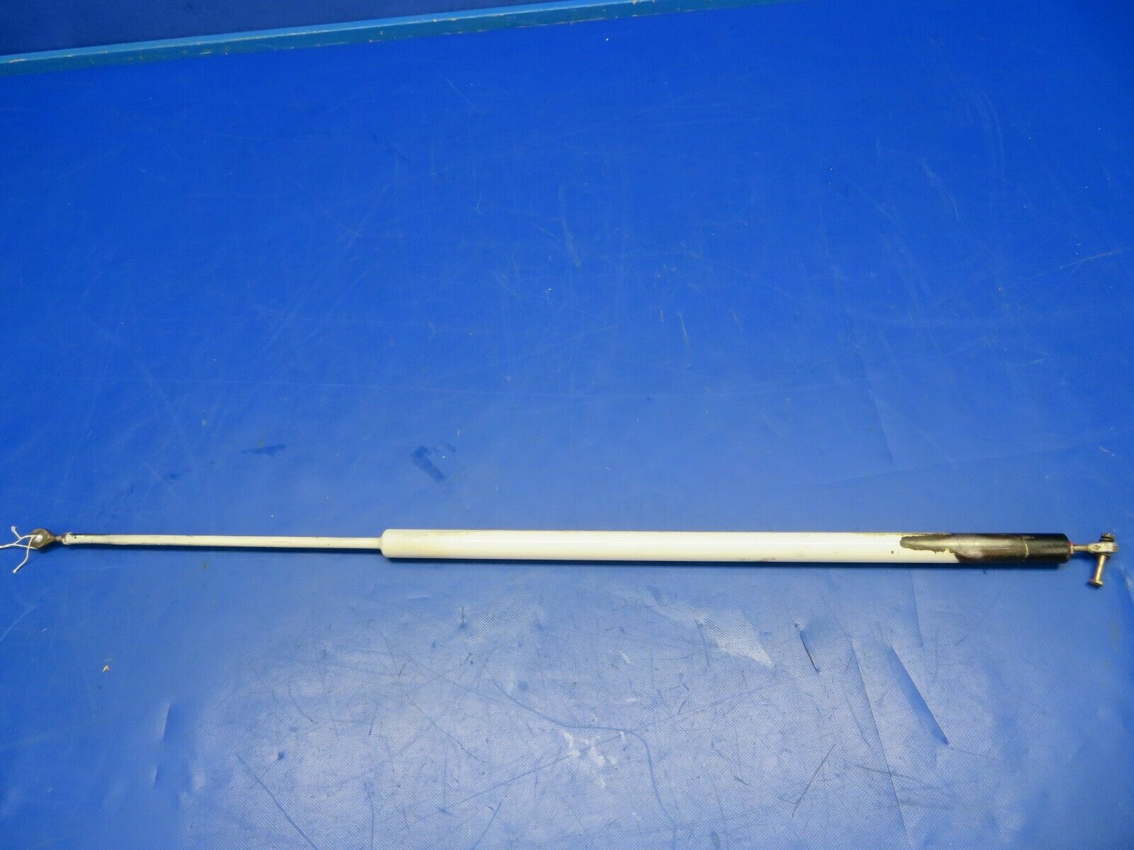 Piper PA-32RT-300 Lance II Nose Wheel Steering Rod P/N 38151-000 (0520-577)