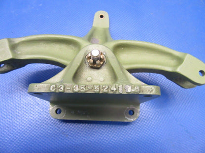 Beech 95-B55 Bellcrank Rudder Control RH P/N 35-524138-2, 96-524136 (0621-660)