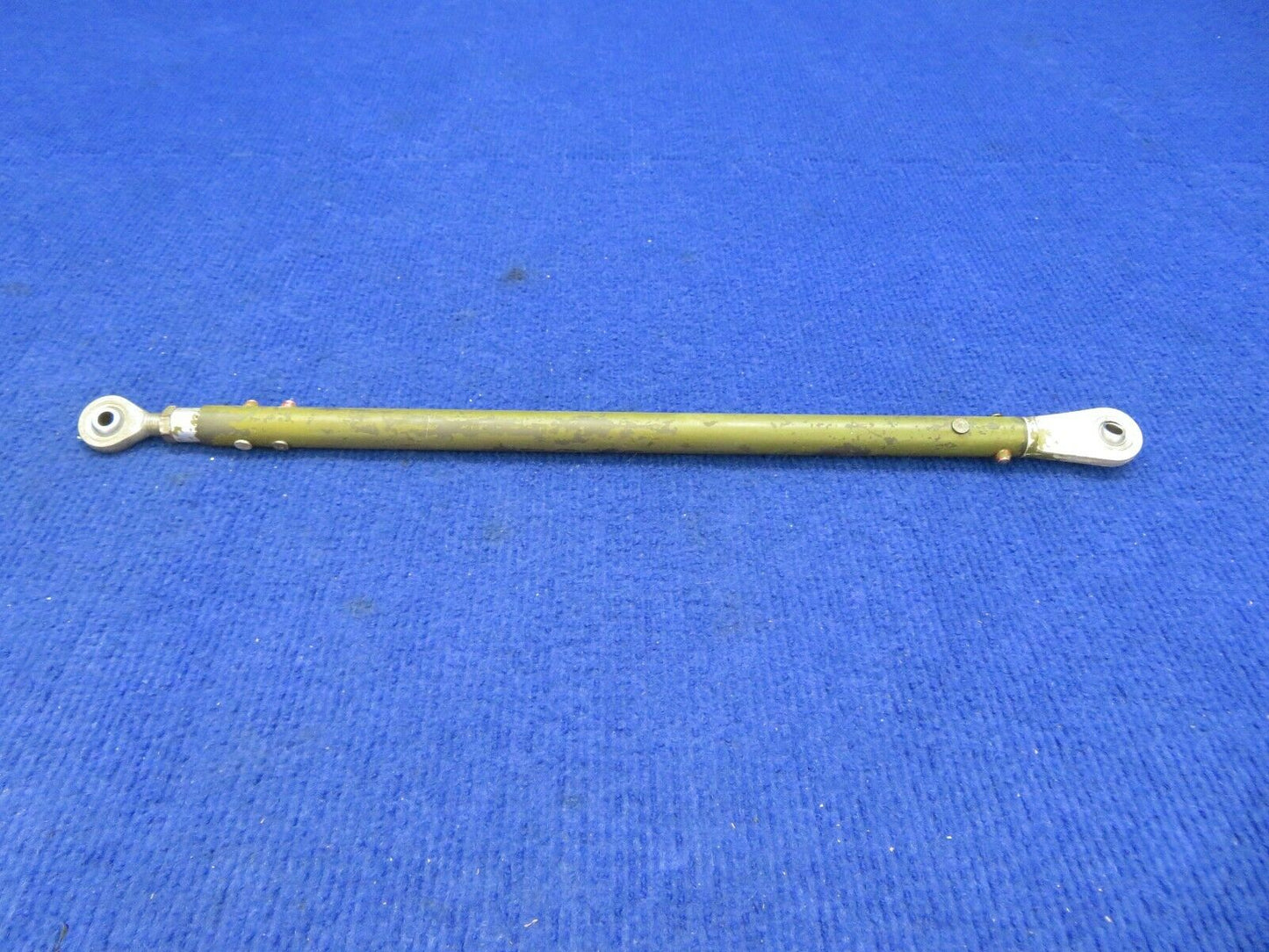 Cessna 310 / 310R Tube Assy AFT Push-Pull Retract P/N 0840125-15 (0422-373)
