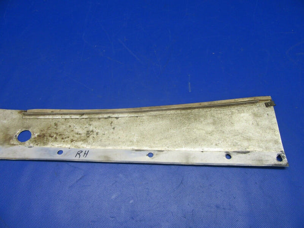 Cessna 177RG RH Bottom Wing Fuselage Attachment Fairing P/N 1710003-9 (0621-507)