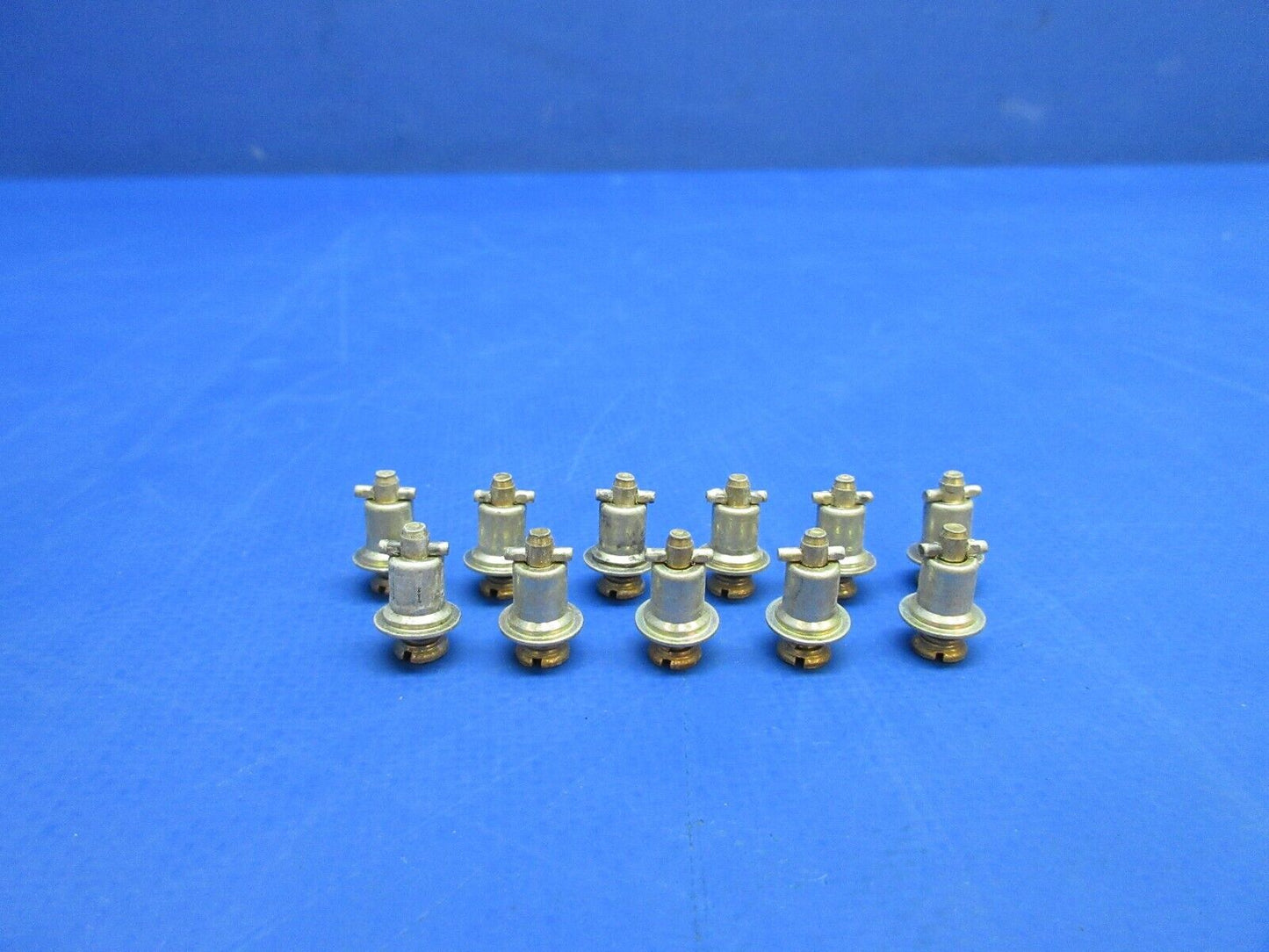 Camloc Turnlock Fastener P/N 2700-2 LOT OF 11 NOS (1123-808)