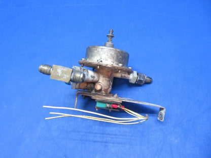 Cessna 310 / 310Q Airborne Fuel Valve P/N 1H13-13 (0923-334)