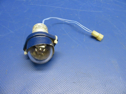 Cessna 210 Rudder Light Whelen A555A w/ Lens & Retainer 28V 0433006-7 (0721-480)