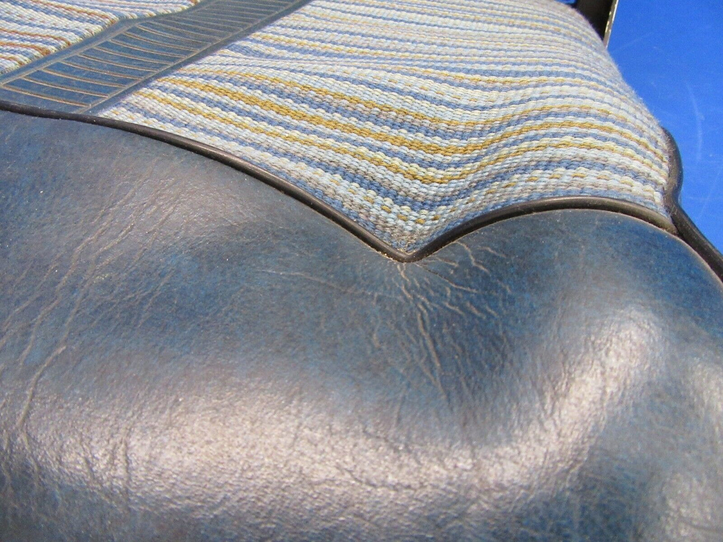 Beech Sierra B-24R Passenger Seat Rear LH Blue 169-534045-605 (0719-232)