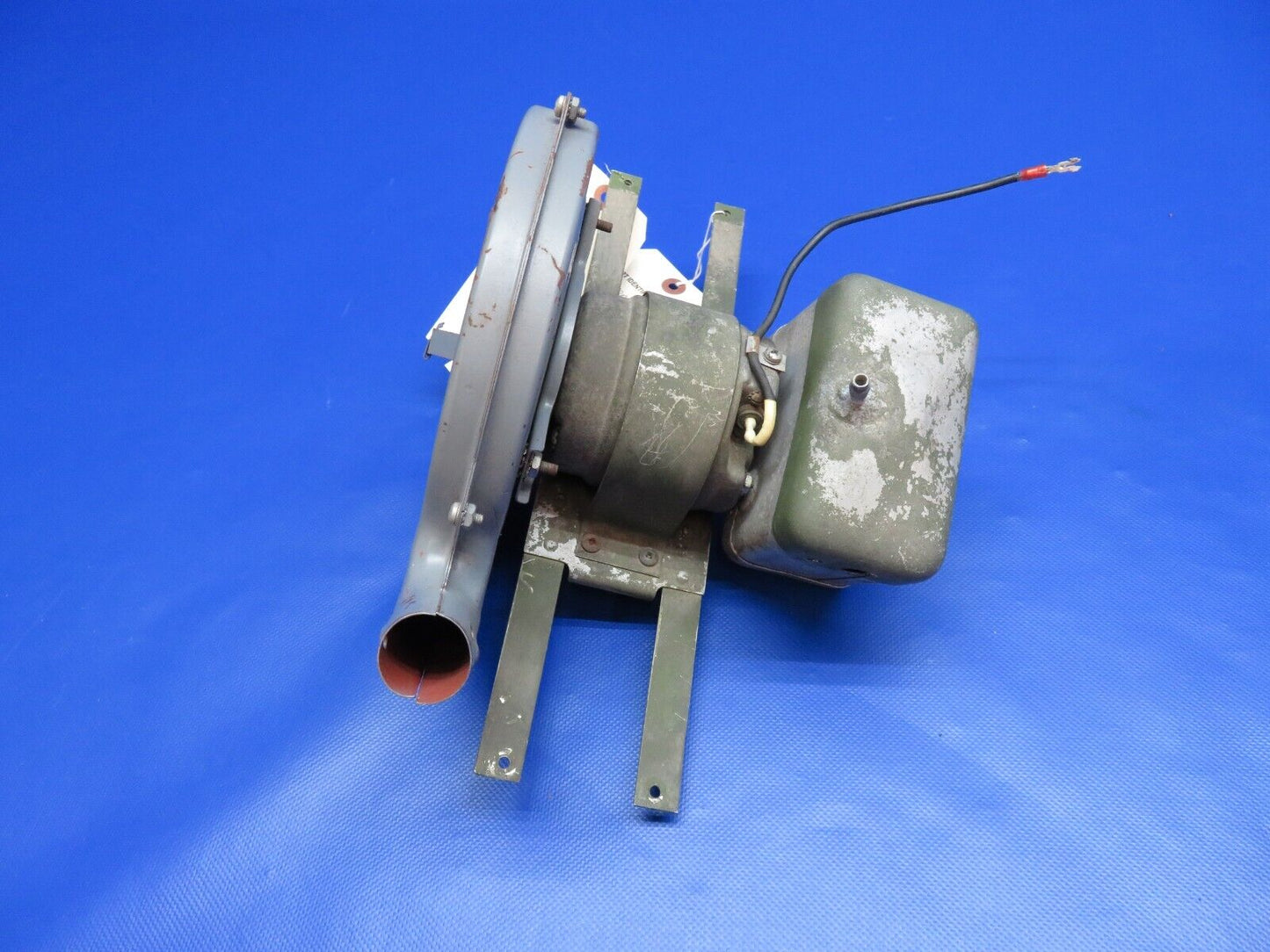 Cessna 310 Cabin Heater Blower Fuel Pump Shroud P/N 0813865-1 TESTED (1223-1040)