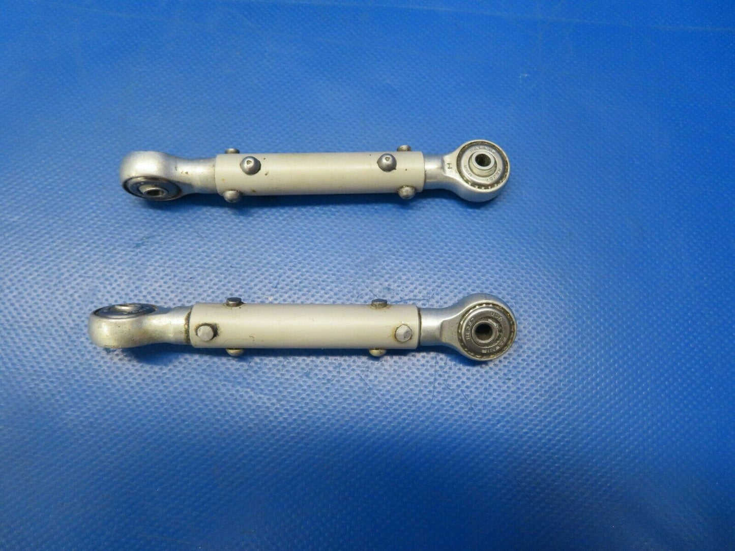 Beech Baron 95-B55 Rudder Bellcrank LH Tube & Bracket P/N 96-524010-1 (0320-104)