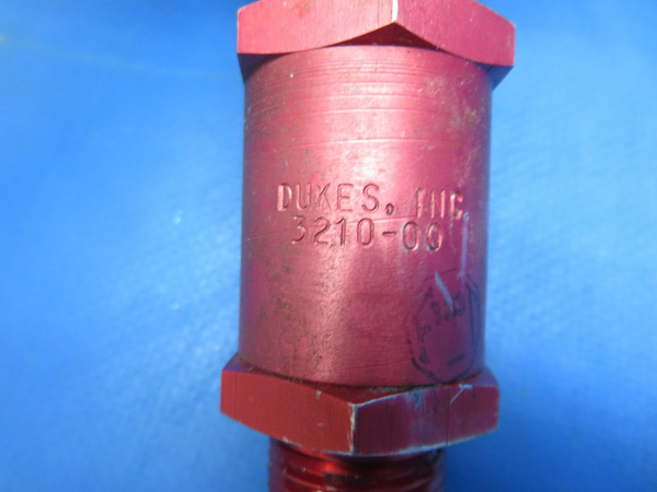 Beech 95-B55 Baron Dukes Check Valve P/N 3210-00 LOT OF 2 (0923-670)