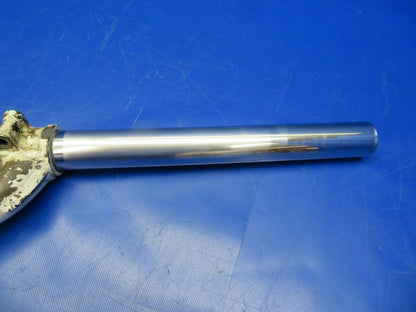 Beech Baron 95-A55 Piston and Fork Assy Nose Gear P/N 35-825195-607 (0420-315)