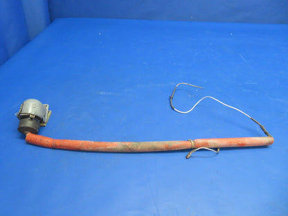 Piper Aerostar 602P Wing De-Ice Light Assy LH P/N 472-621 (0223-594)