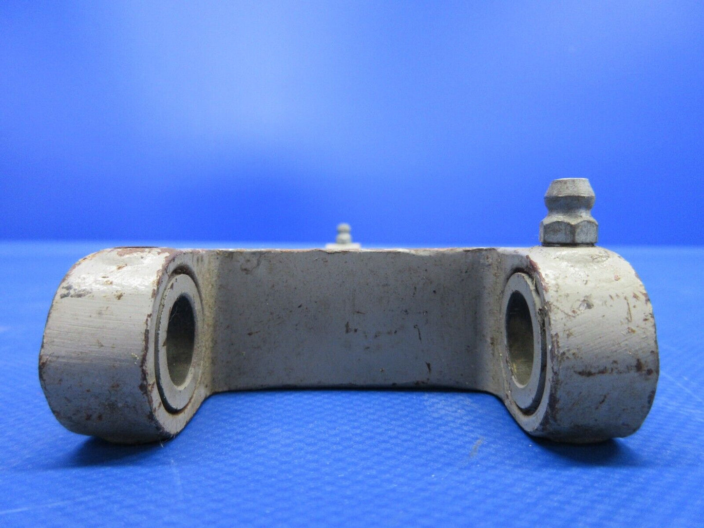 Cessna Main Gear Torque Link RH P/N 5041114-2 (0324-1071)