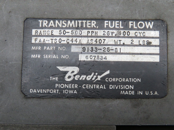 Bendix Fuel Flow Transmitter 26 V P/N 9133-25-B1 (0124-1110)