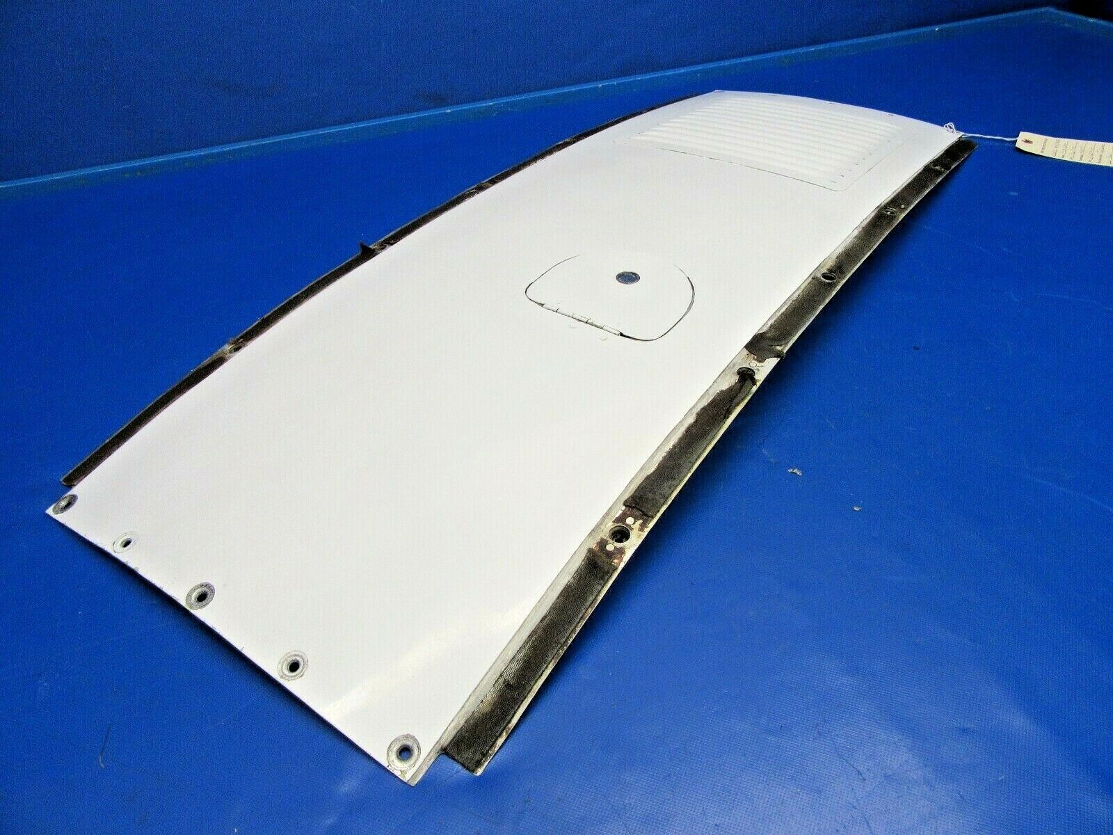 Piper PA-34-200T Seneca II Top Center Cowl Panel P/N 37207-101 (1119-254)