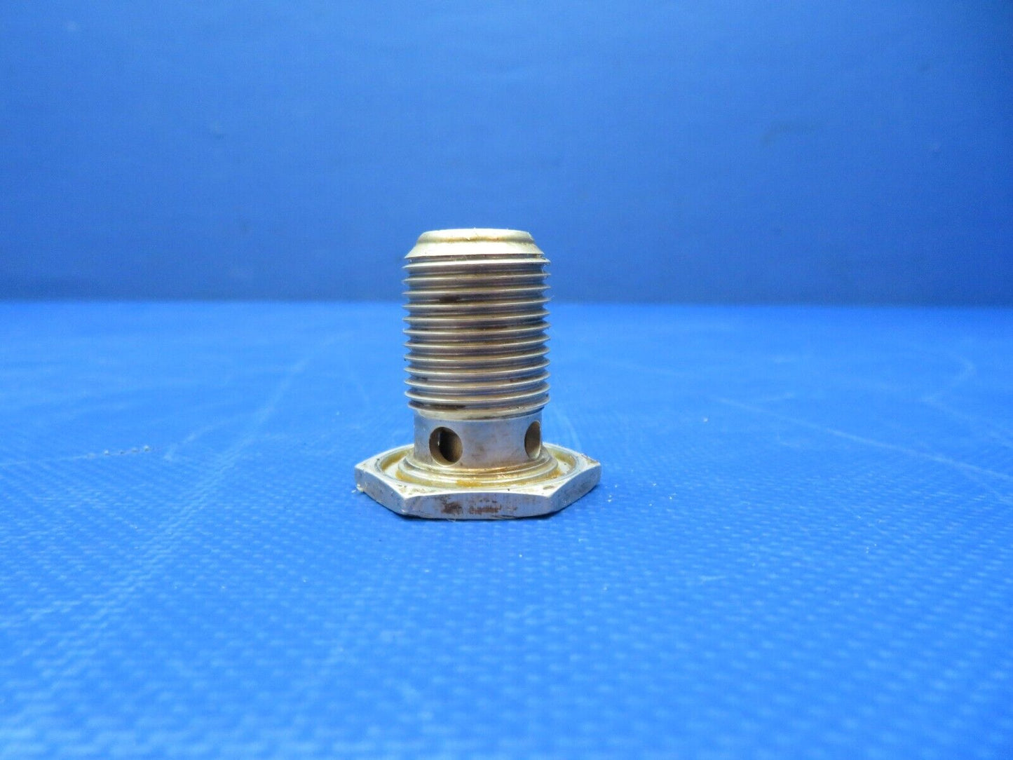 Cessna 401 / 401A AVI Drain Valve Assy P/N 79C1 (0124-185)