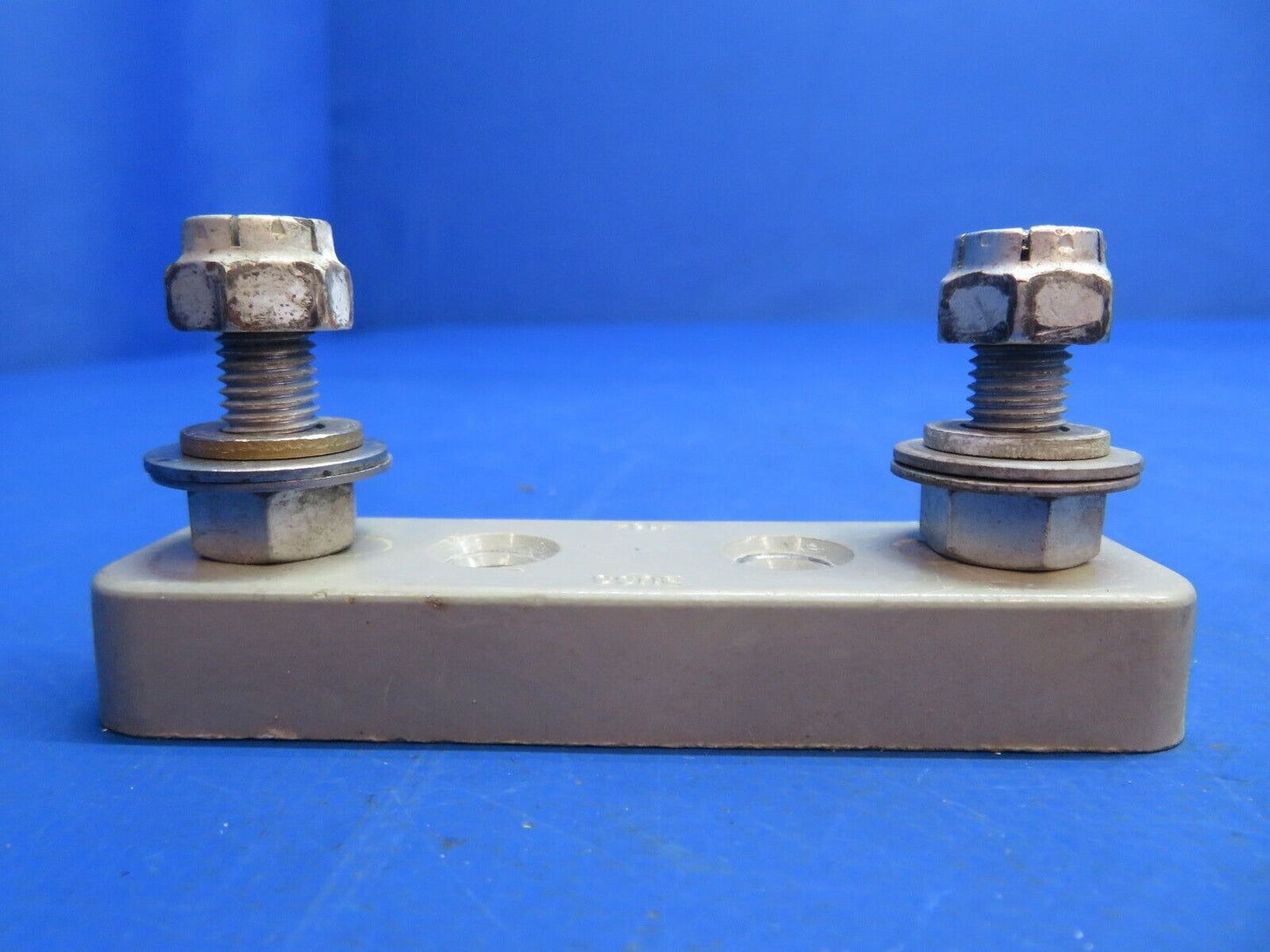Piper Aerostar 602P Buss Fuse Block P/N 4164 (0123-717)