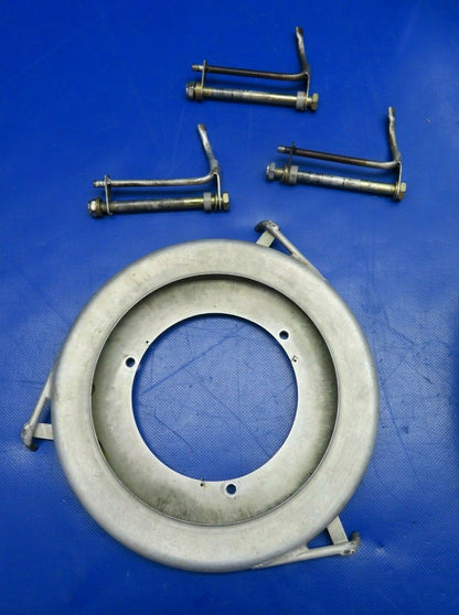 Beech Baron 95-A55 Spinner & Bulkhead Hartzell 3 Blade C-3278-2P (0420-313)