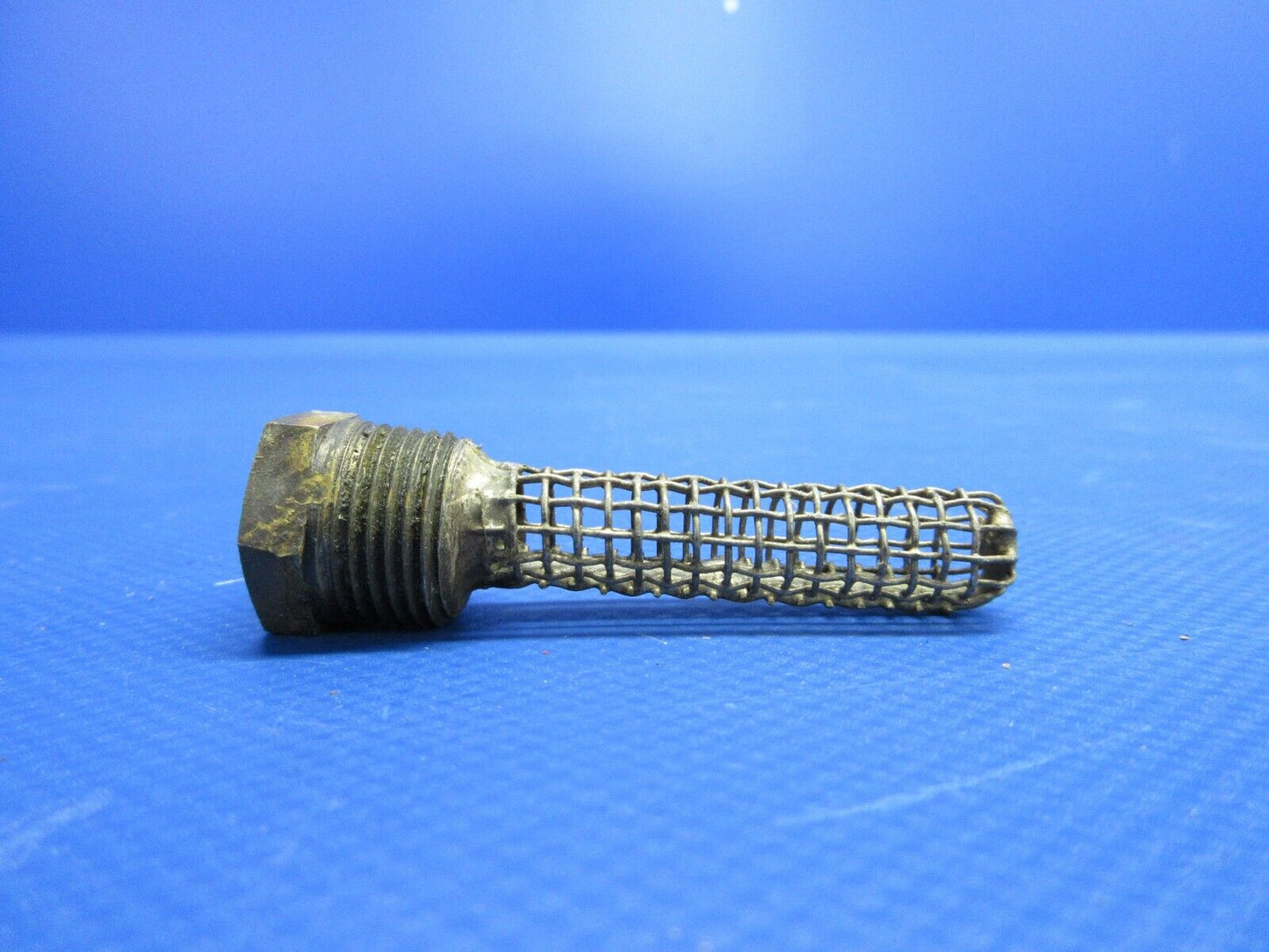 Cessna 210 Fuel Finger Strainer P/N 1726045-6 (0224-1218)