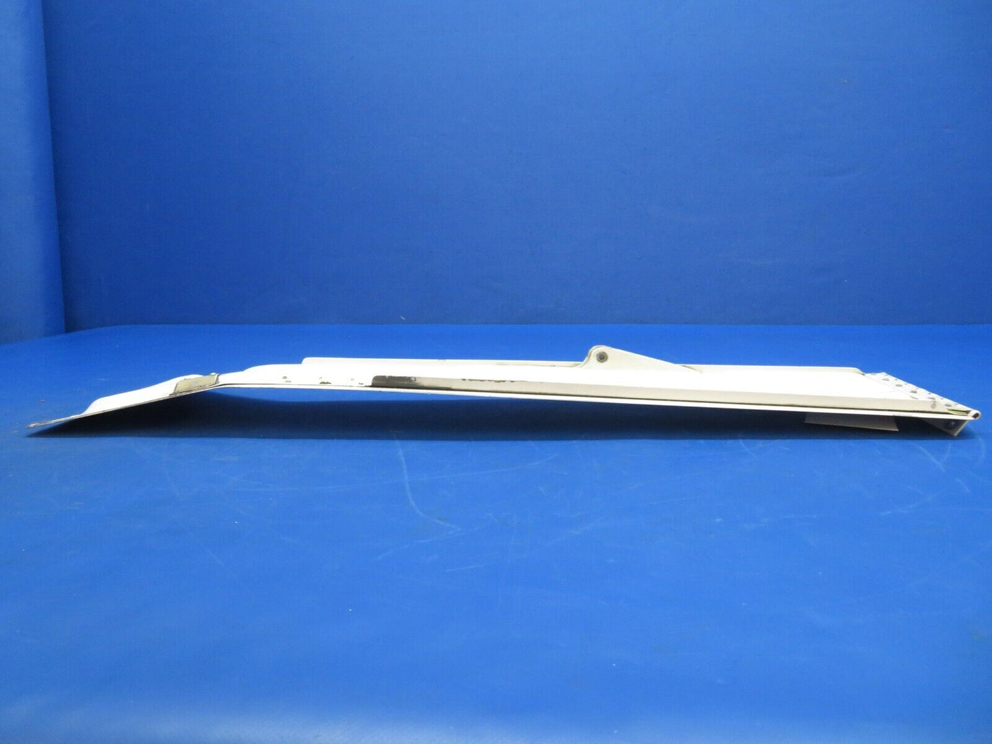 Piper Aerostar 602P Door Assy MLG Strut RH P/N 250006-504 (0123-812)