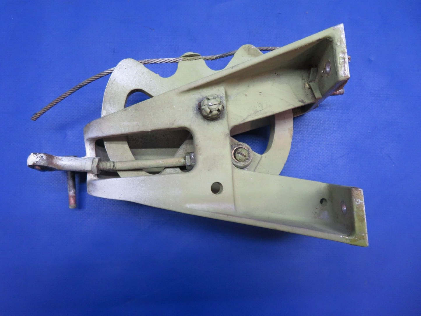 Aeronca Chief 11AC Aileron Control Sector w/ Bracket P/N 3-463 (0423-368)