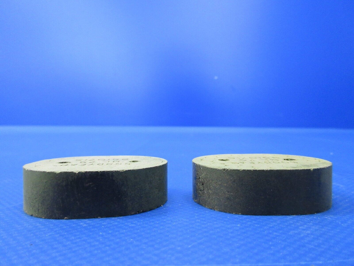 Goodyear Brake Lining P/N 9510715 LOT OF 2 NOS (0224-1270)