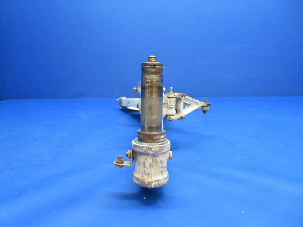 Beech 95-B55 Baron Nose Gear Assy P/N 36-820019-603 (0123-604)