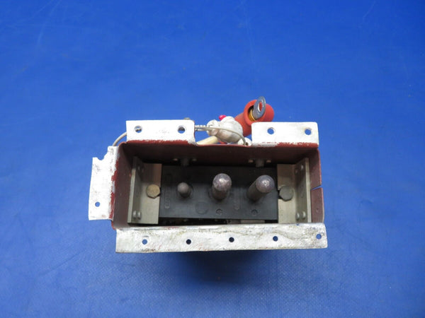 Beech 95-B55 External Power Receptacle Box Assy 24v P/N 95-360012-619 (0523-991)