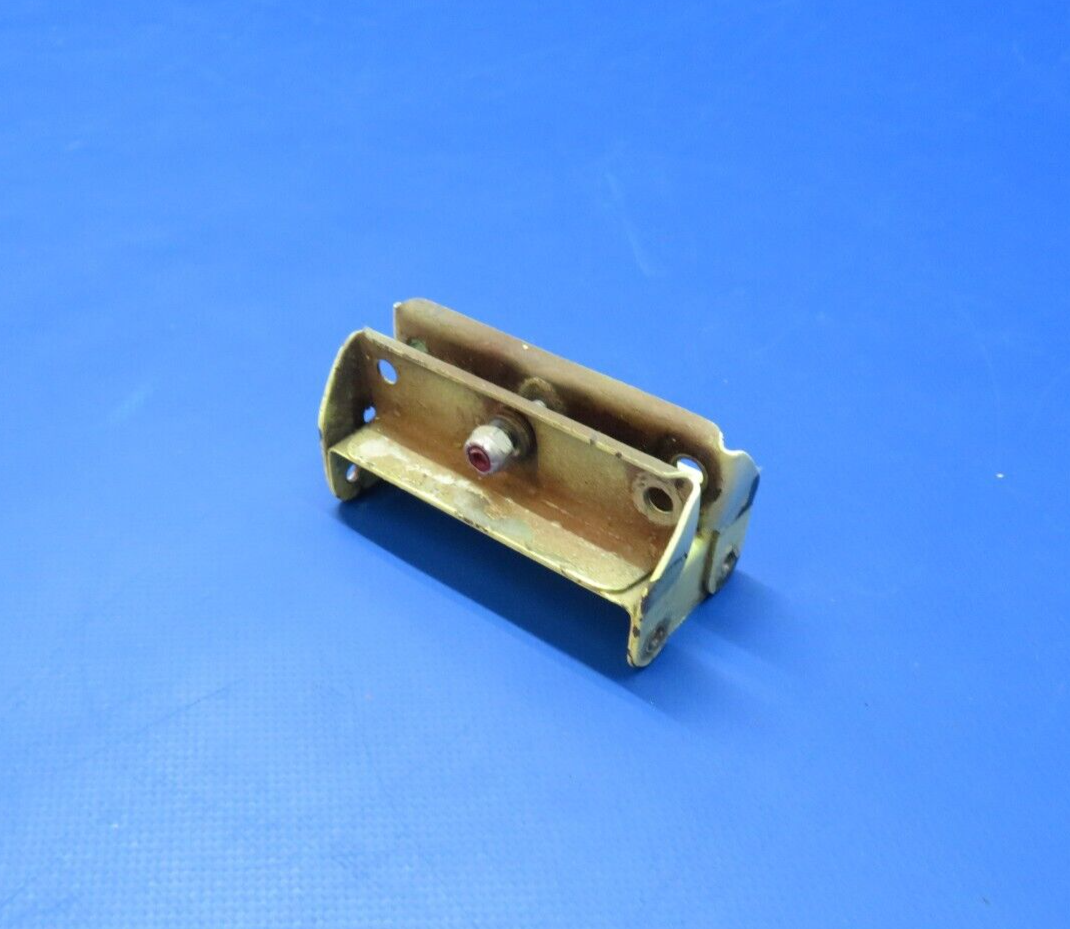 Beech C35 Bonanza Aileron Bracket INBD LH or RH P/N 35-135025-36 (1122-138)