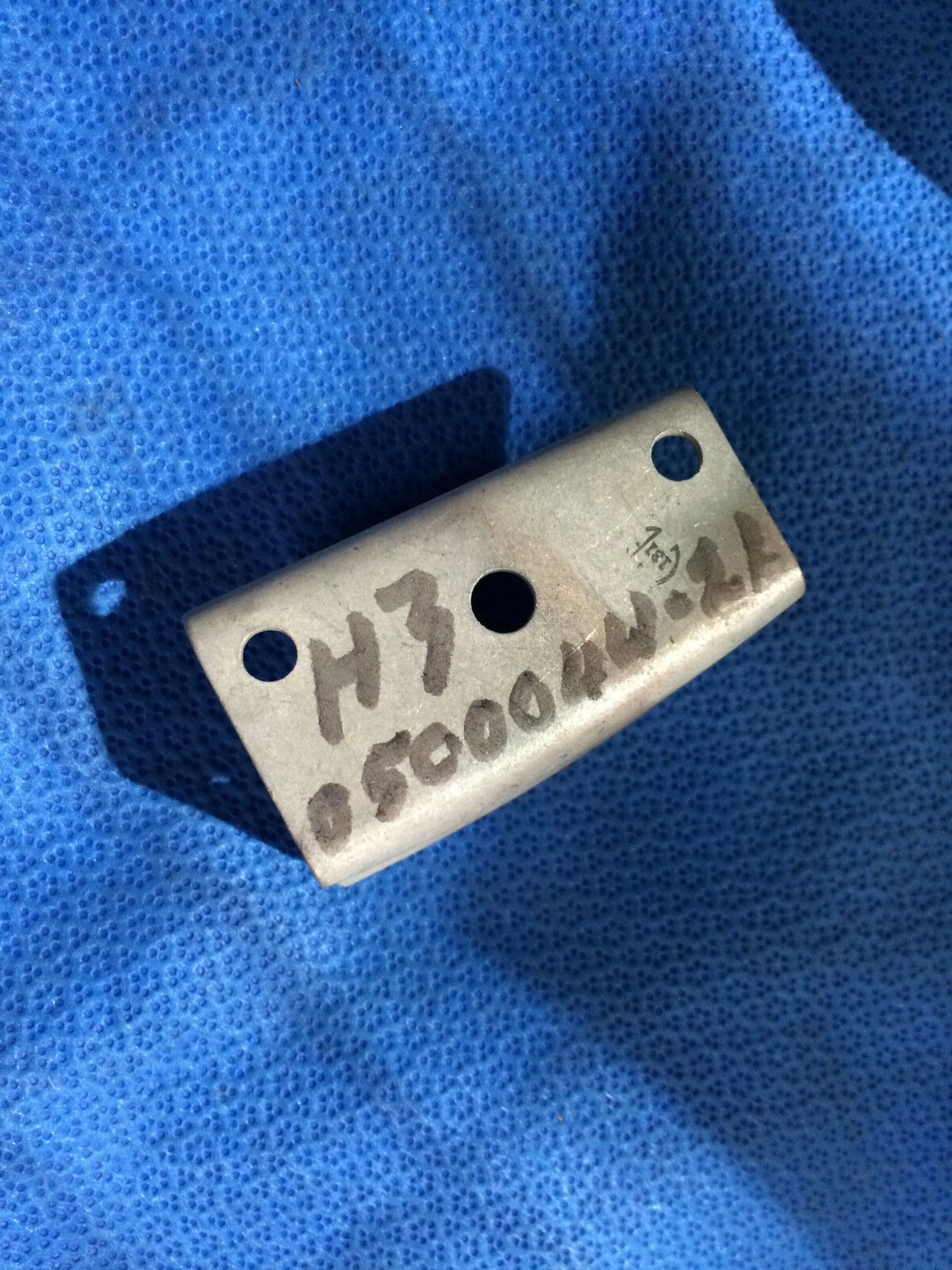 Cessna Engine Mount Attachment Bracket LWR LH P/N 0500044-21 (0316-153)
