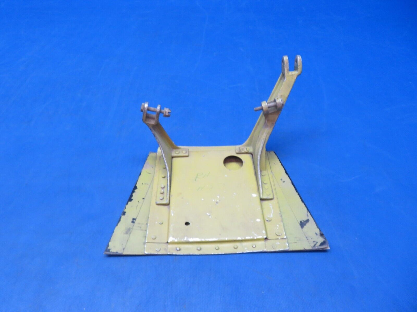 Beech D18 RH Center Cowl Flap Door P/N 185971RH (1023-204)