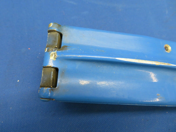 Cessna 210L Cabin Door Hinge Upper RH Door P/N 0711037-14 (0820-569)