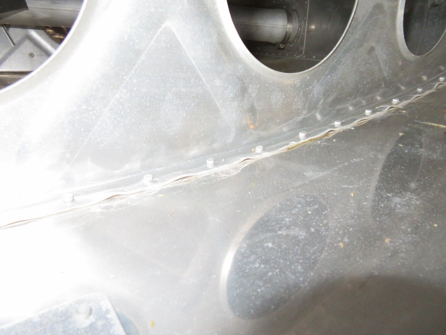 1968 Piper PA-28-140 Cherokee LH Wing P/N 66601-04 (0324-98)